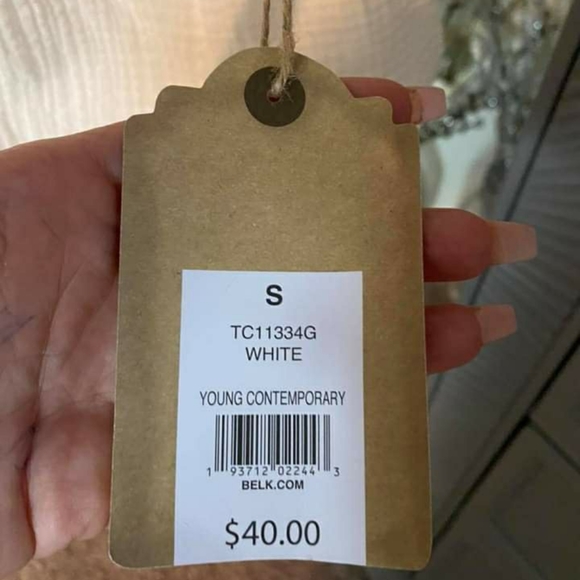 Brand new white button up shirt - Picture 3 of 3